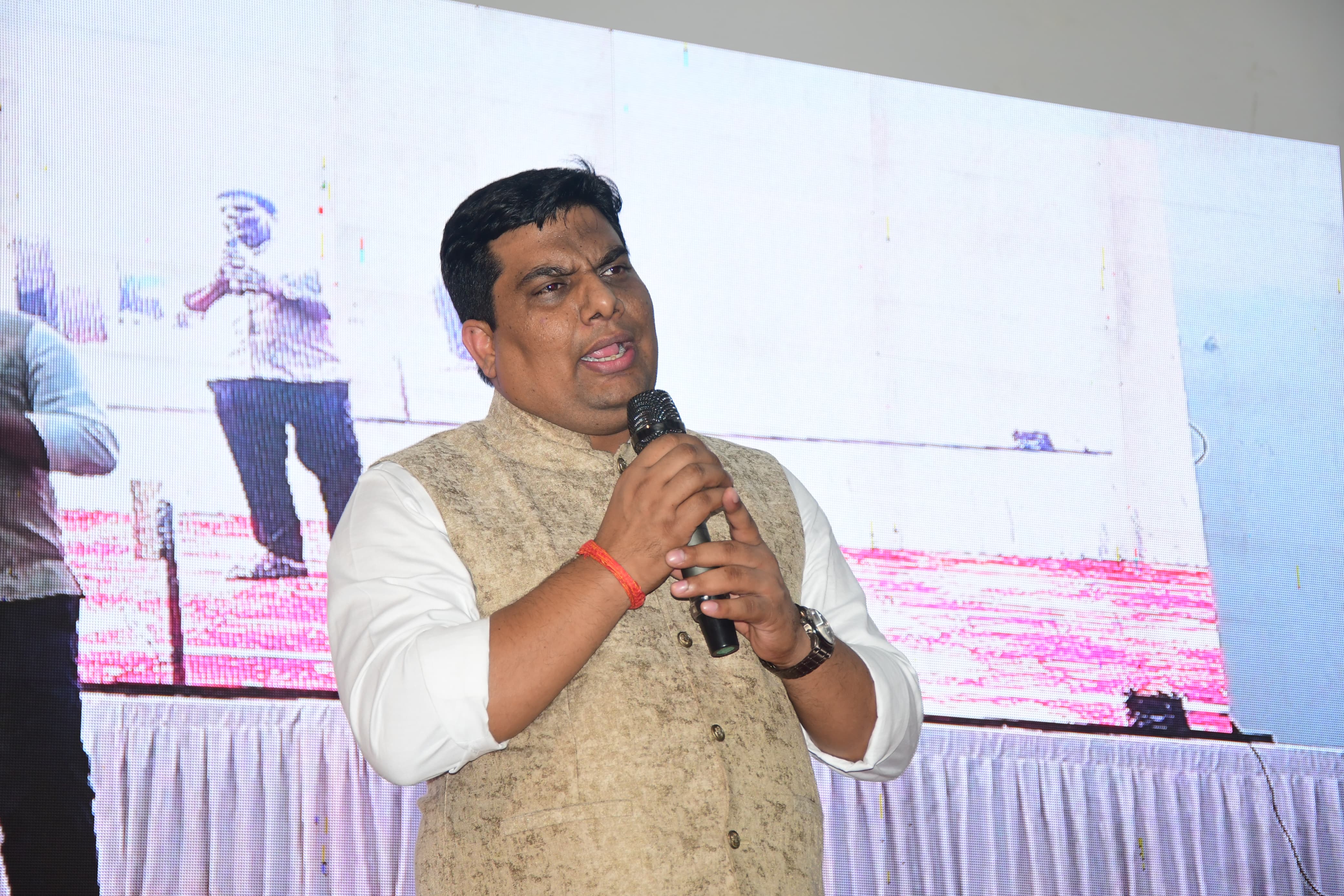 WhatsApp Image 2025-11-08 at 10.42.12 PM.jpeg